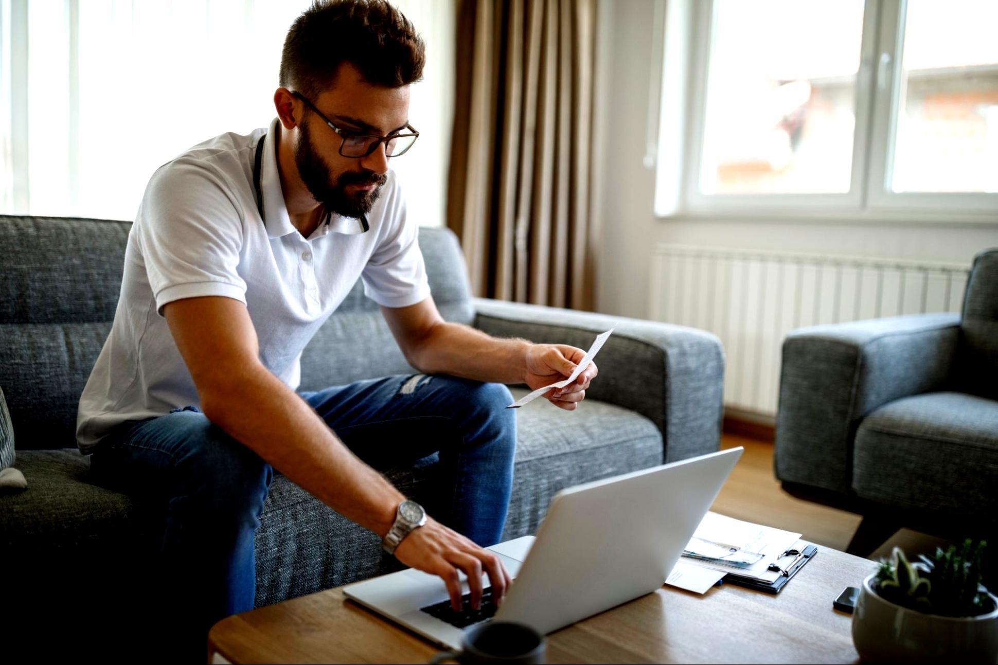 Echipa Cloquentara pregătită să răspundă la întrebările tale